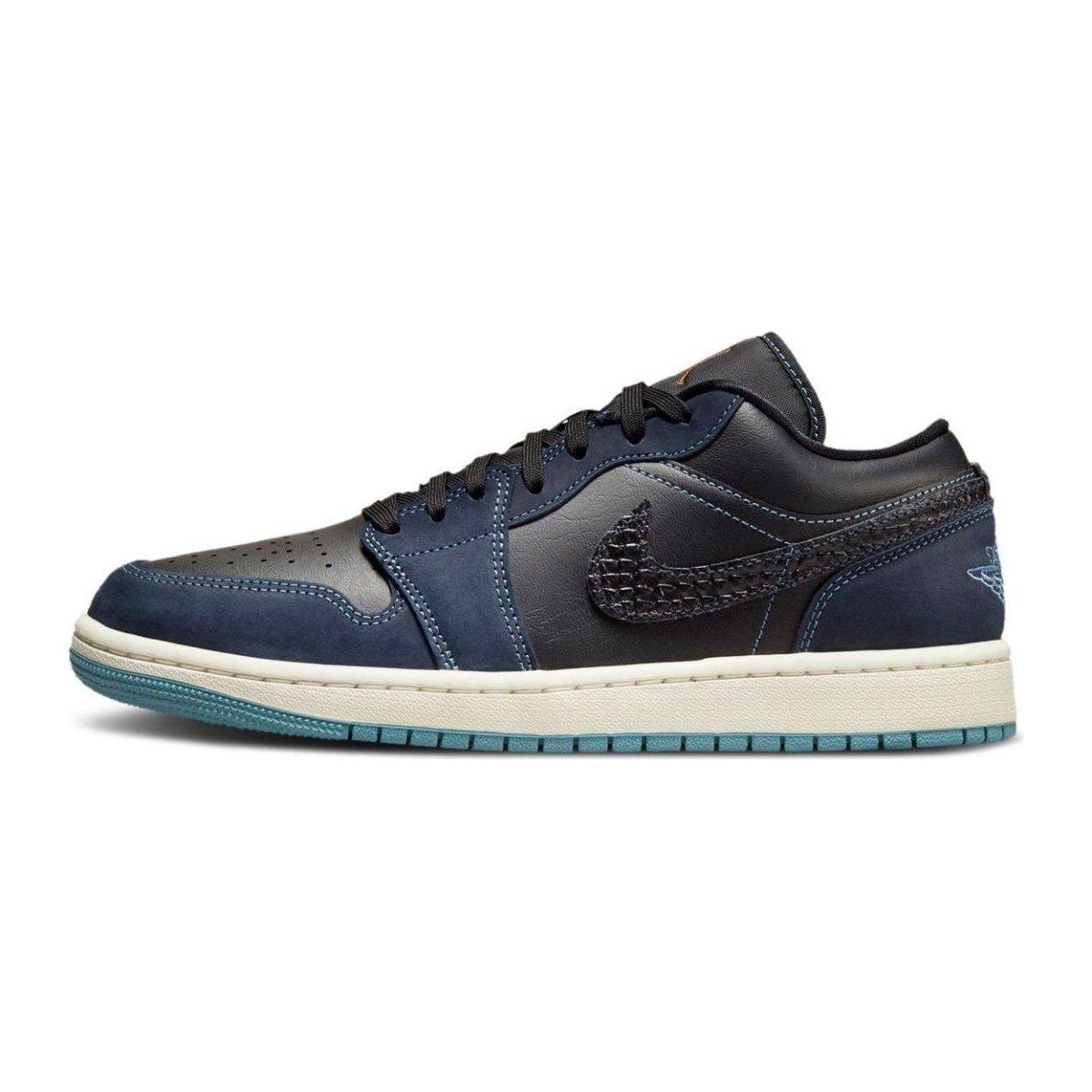 Air Jordan 1 Low "Black Dark Obsidian"
