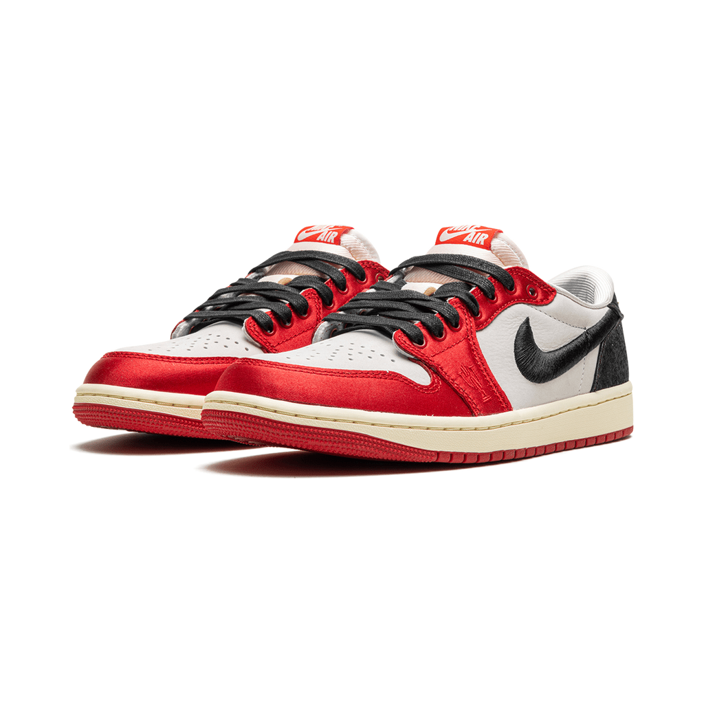 Air Jordan 1 Low "Trophy Room - Away"