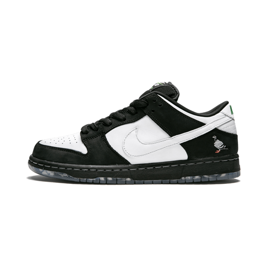 Dunk Low "Panda Pigeon"
